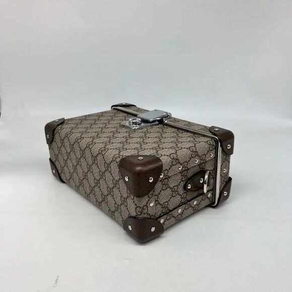 Gucci Women Pre-Loved Bag Very Good Condition - Picture 6 of 9